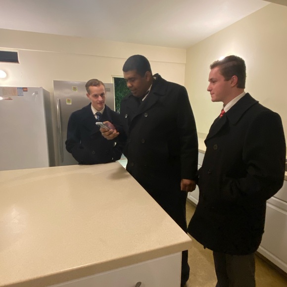 Meet your Posher, Simone - Picture 10 of 15